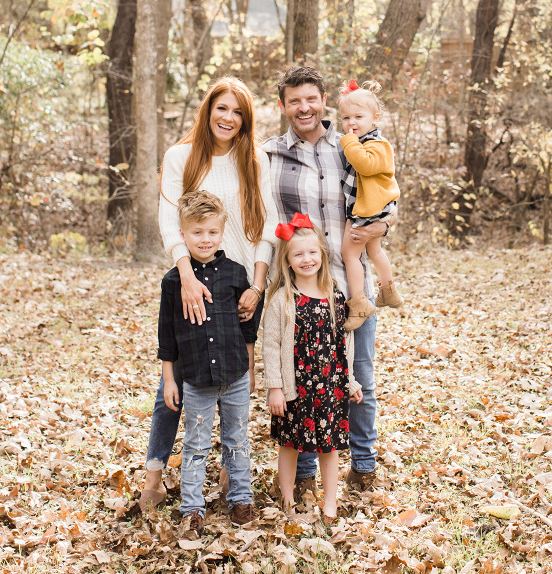 Jenn Todryk with husband and kids