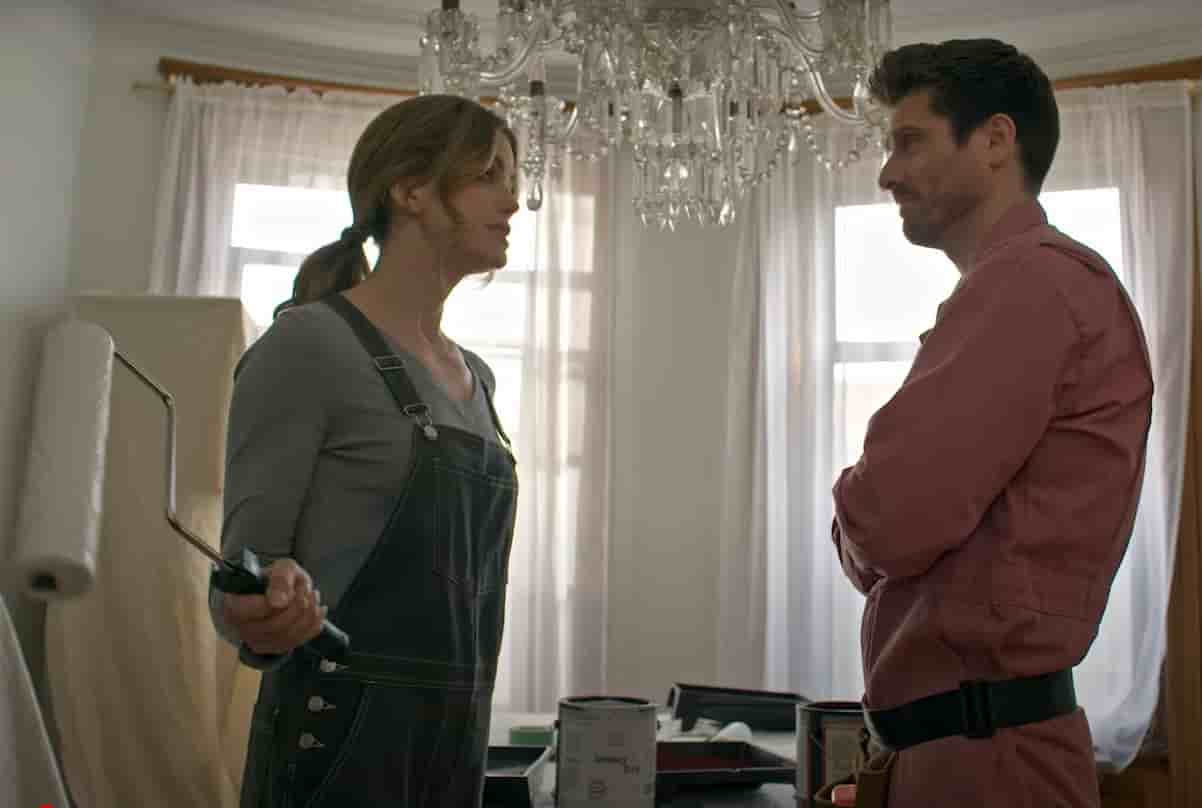 Marcus Rosner and Ashley Newbrough in Flipping for christmas